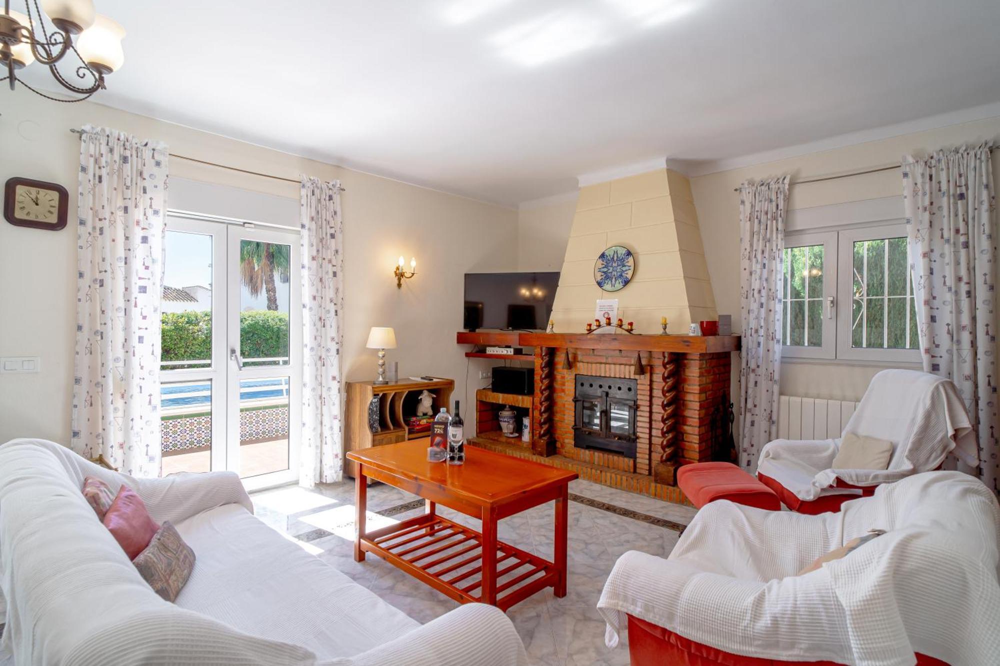 Villa Sevilla Casasol Нерха Екстериор снимка
